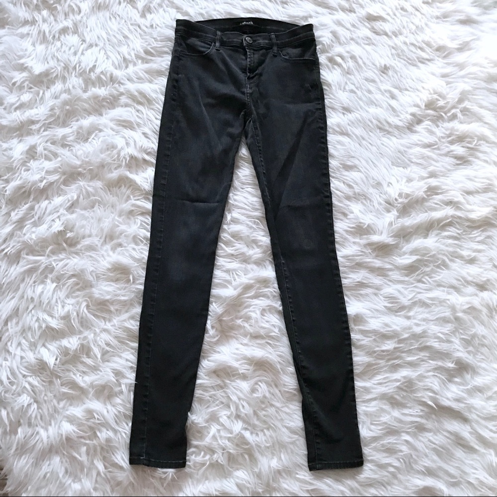 J Brand 620 Super Skinny Jeans in Veil - Picture 2 of 7
